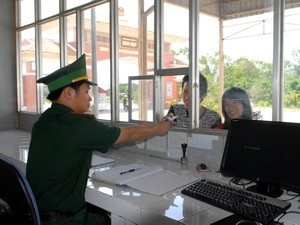 越南颁布陆地边界口岸活动协调制度 - ảnh 1
